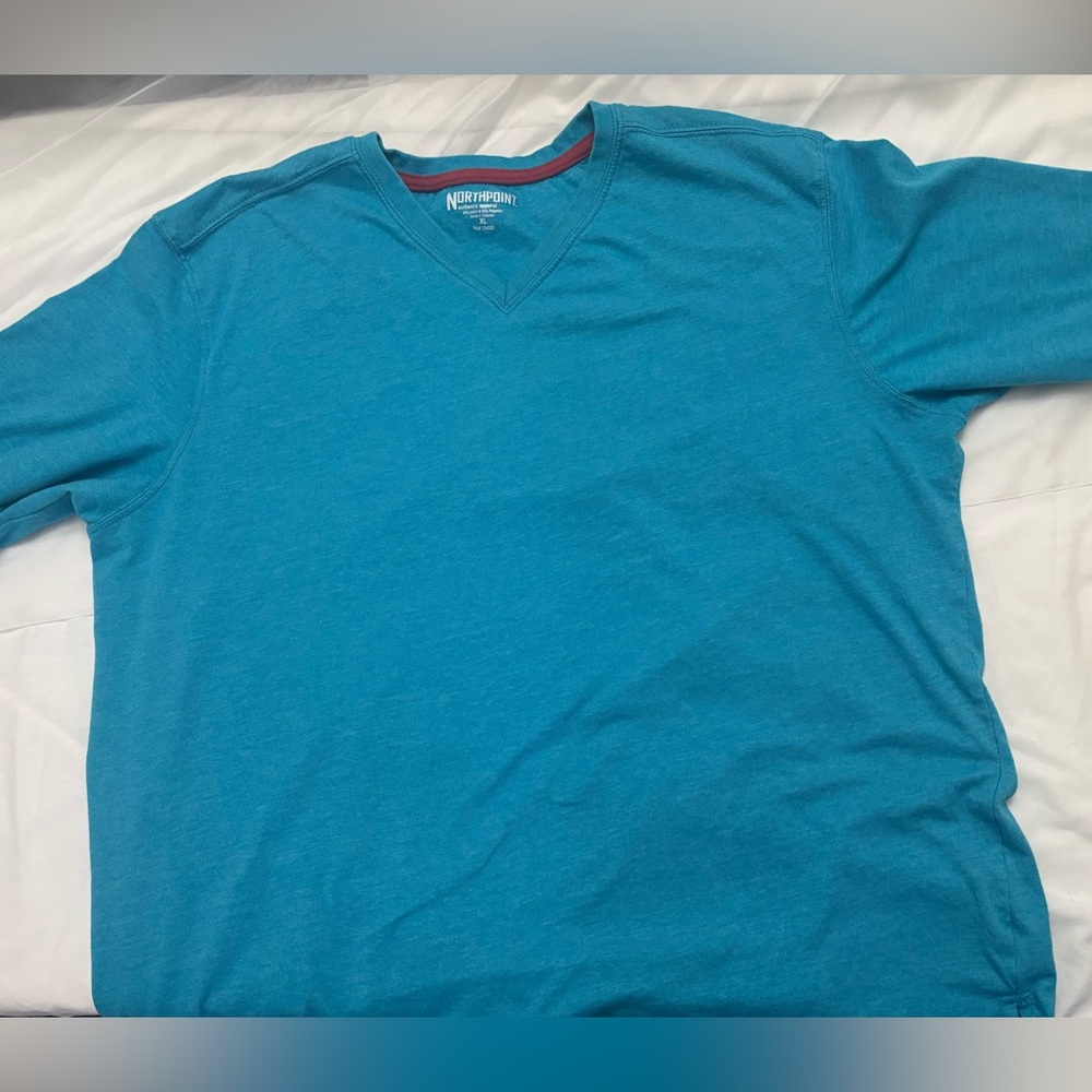 Nautica Men's Blue V-Neck Shirt